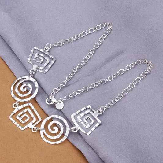 Hammered Geometric Silver Necklace for Women