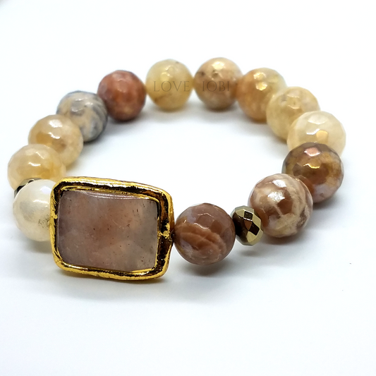 Natural Peach Moonstone Briolette Stretch Bead Bracelet with Gold Edging for Women