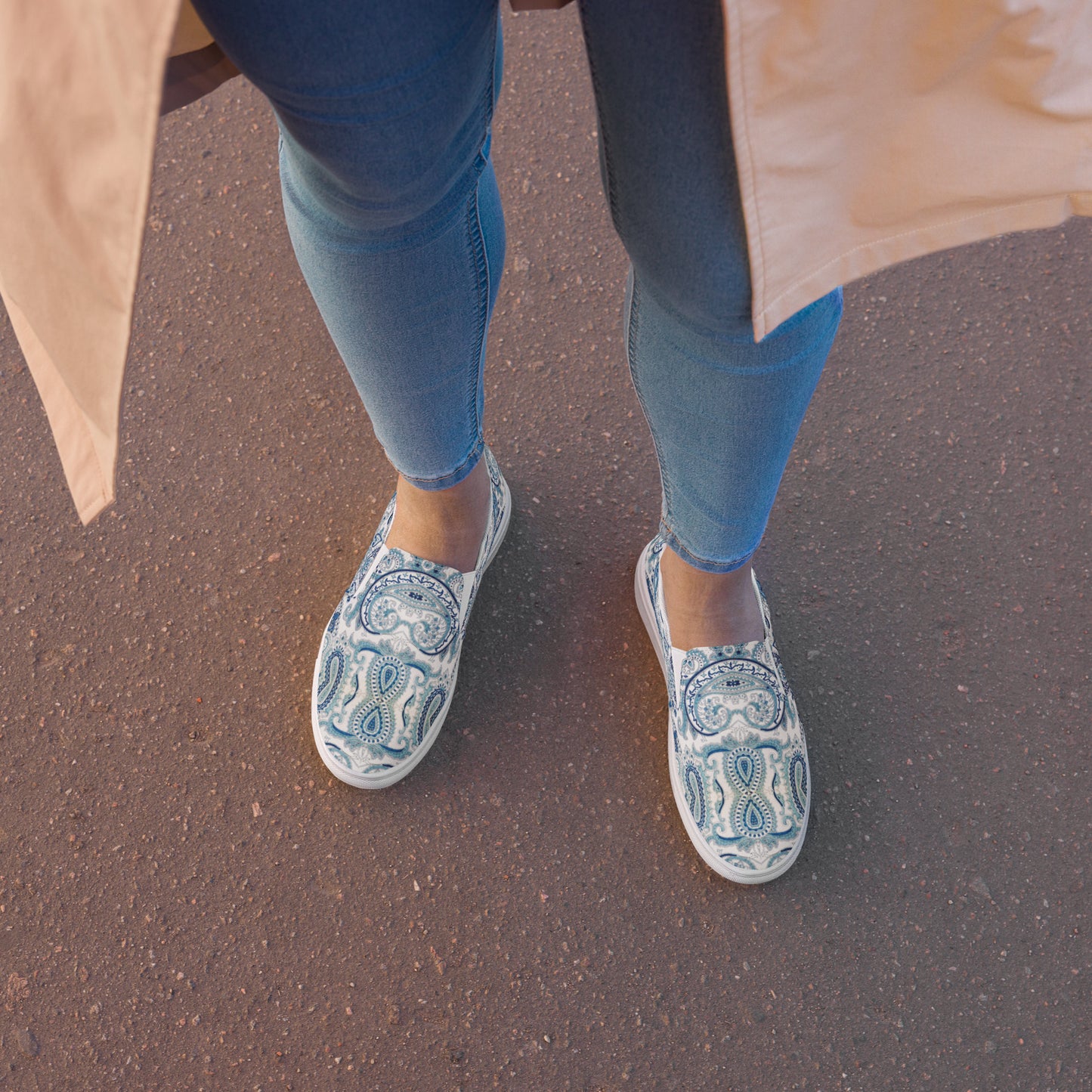 Women’s slip-on canvas shoes Cool White Blue Paisley Design by IOBI Original Apparel
